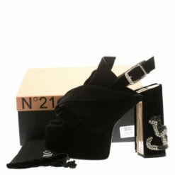 N21 Black Suede Embellished Knot Platform Block Heel Ankle Strap Sandals Size 36 Women 9 N21 Black Suede Embellished Knot Platform Block Heel Ankle Strap Sandals Size 36 Women -N21shop luxury women n21 new shoes p186150 009