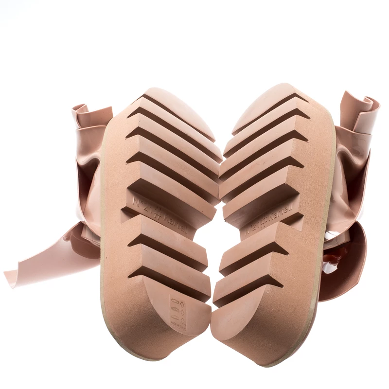 N21 X Kartell Beige PVC Knot Platform Slides Size 36 Women Sandals N21 X Kartell Beige PVC Knot Platform Slides Size 36 Women Sandals -N21shop luxury women n21 new shoes p196931 002
