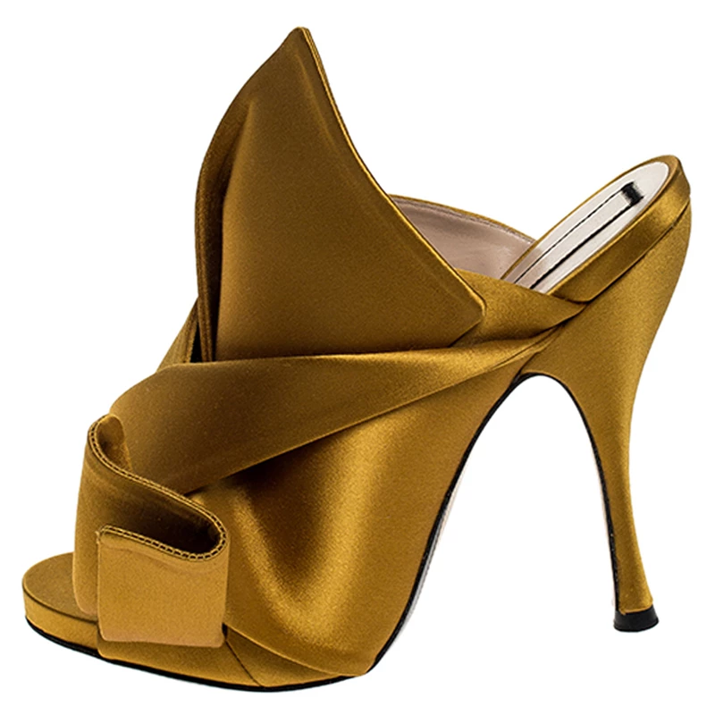 N21 N°21 Mustard Yellow Satin Ronny Pleated Mules Size 39 Women Sandals N21 N°21 Mustard Yellow Satin Ronny Pleated Mules Size 39 Women Sandals -N21shop luxury women n21 new shoes p250144 007