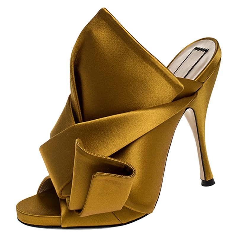 N21 N°21 Mustard Yellow Satin Ronny Pleated Mules Size 39 Women Sandals N21 N°21 Mustard Yellow Satin Ronny Pleated Mules Size 39 Women Sandals -N21shop luxury women n21 new shoes p250144 009