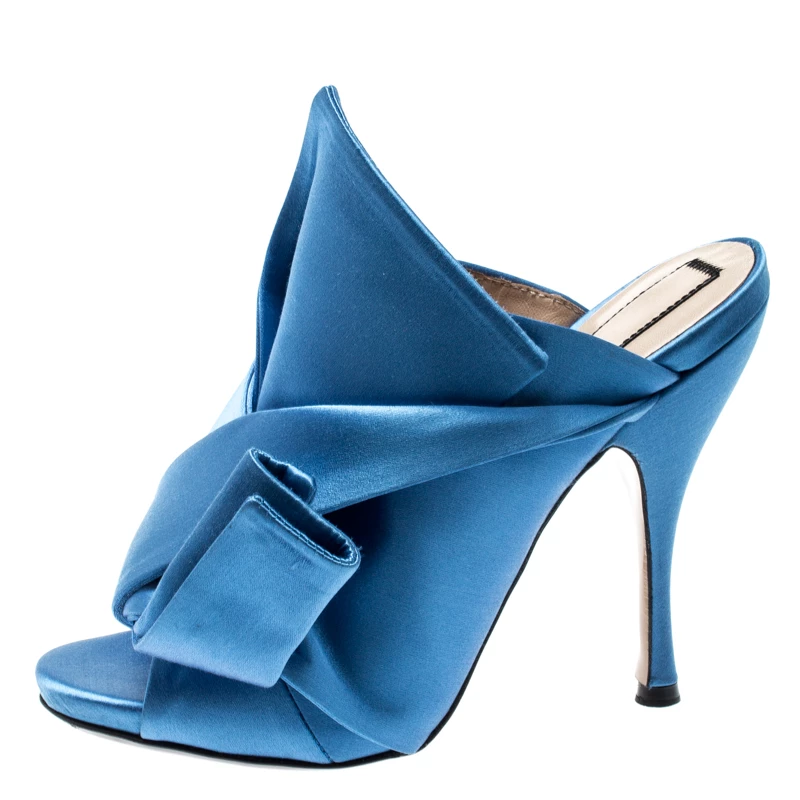 N21 N°21 Blue Satin Ronny Pleated Mules Size 37 Women Sandals N21 N°21 Blue Satin Ronny Pleated Mules Size 37 Women Sandals -N21shop luxury women n21 used shoes p196656 004