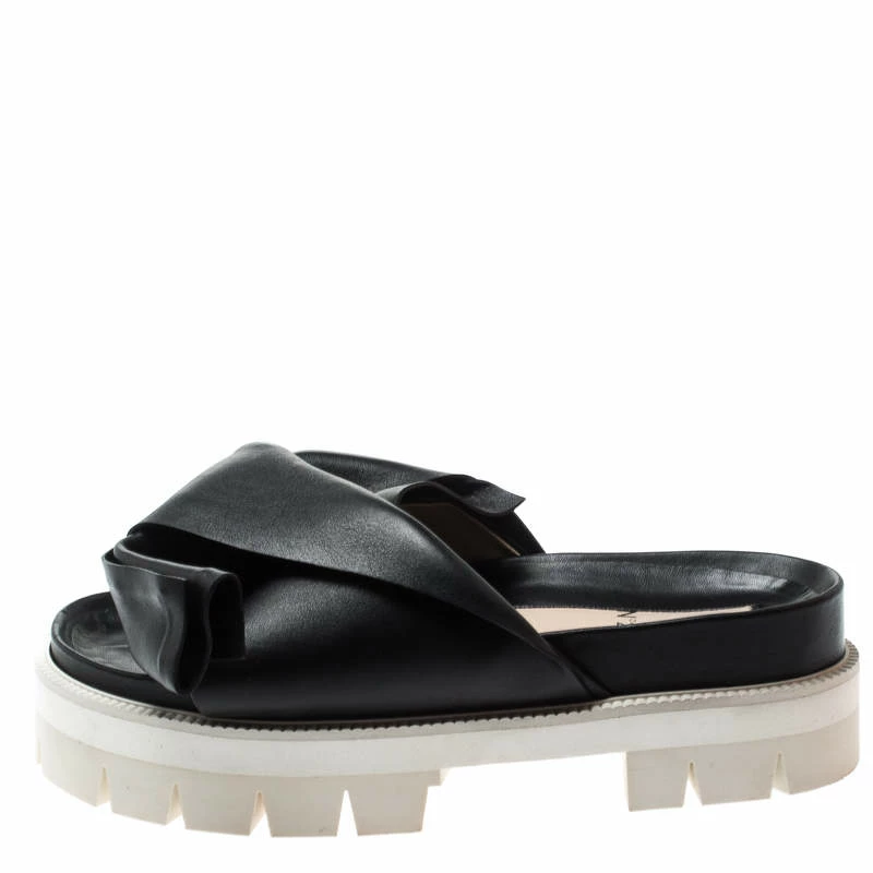 N21 Black Leather Bow Platform Slides Size 39 Women Sandals N21 Black Leather Bow Platform Slides Size 39 Women Sandals -N21shop luxury women n21 used shoes p198336 005