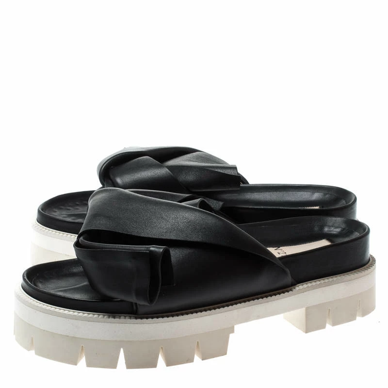 N21 Black Leather Bow Platform Slides Size 39 Women Sandals N21 Black Leather Bow Platform Slides Size 39 Women Sandals -N21shop luxury women n21 used shoes p198336 007