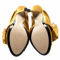 N21 N°21 Mustard Yellow Satin Ronny Pleated Mules Size 37.5 Women Sandals 7 N21 N°21 Mustard Yellow Satin Ronny Pleated Mules Size 37.5 Women Sandals -N21shop luxury women n21 used shoes p198338 001