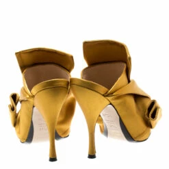 N21 N°21 Mustard Yellow Satin Ronny Pleated Mules Size 37.5 Women Sandals 6 N21 N°21 Mustard Yellow Satin Ronny Pleated Mules Size 37.5 Women Sandals -N21shop luxury women n21 used shoes p198338 002