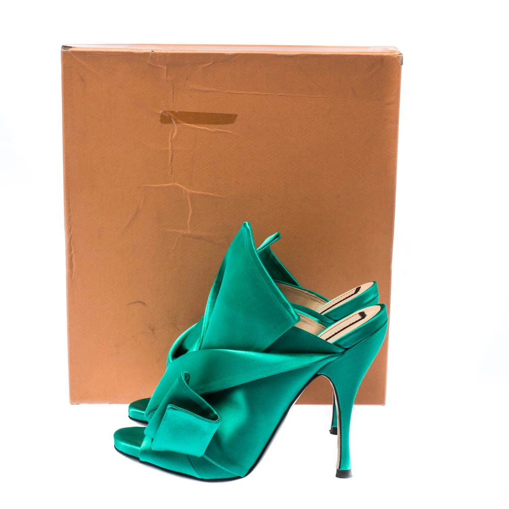N21 Emerald Green Satin Raso Knot Peep Toe Mules Size 37 Women Sandals N21 Emerald Green Satin Raso Knot Peep Toe Mules Size 37 Women Sandals -N21shop luxury women n21 used shoes p224170 009