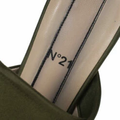 N21 Green Satin Crystal Star Embellished Knot Mules Size 38 Women Sandals 8 N21 Green Satin Crystal Star Embellished Knot Mules Size 38 Women Sandals -N21shop luxury women n21 used shoes p233358 005