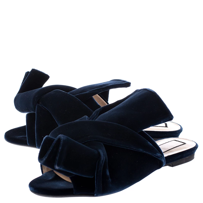 N21 Dark Blue Velvet Knot Flat Mules Size 38 Women Flats N21 Dark Blue Velvet Knot Flat Mules Size 38 Women Flats -N21shop luxury women n21 used shoes p242952 006
