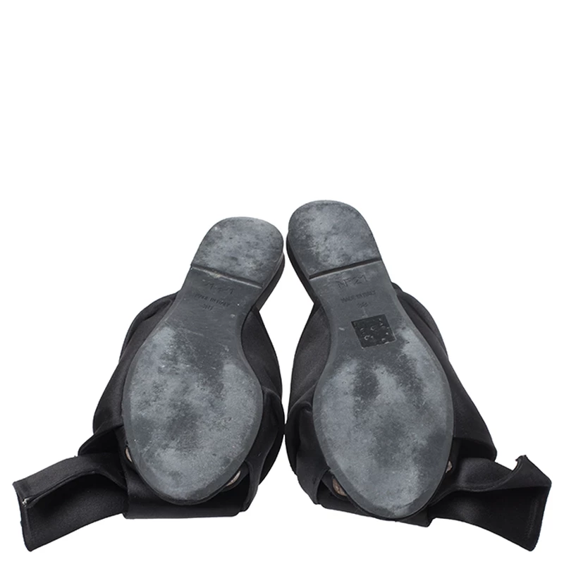 N21 Black Satin Knot Flat Slip On Mules Size 38 Women Flats N21 Black Satin Knot Flat Slip On Mules Size 38 Women Flats -N21shop luxury women n21 used shoes p253373 002
