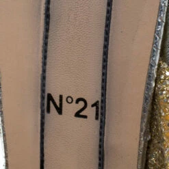 N21 Silver/Gold Glitter Fabric Raso Knot Espadrille Platform Wedge Sandals Size 39 Women Flats 8 N21 Silver/Gold Glitter Fabric Raso Knot Espadrille Platform Wedge Sandals Size 39 Women Flats -N21shop luxury women n21 used shoes p272420 004