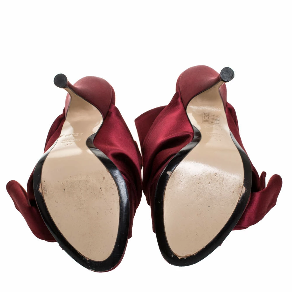 N21 N°21 Burgundy Satin Ronny Pleated Mules Size 37 Women Sandals N21 N°21 Burgundy Satin Ronny Pleated Mules Size 37 Women Sandals -N21shop luxury women n21 used shoes p273701 001