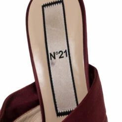 N21 Burgundy Satin Knot Open Toe Sandals Size 42 Women 8 N21 Burgundy Satin Knot Open Toe Sandals Size 42 Women -N21shop luxury women n21 used shoes p279264 005