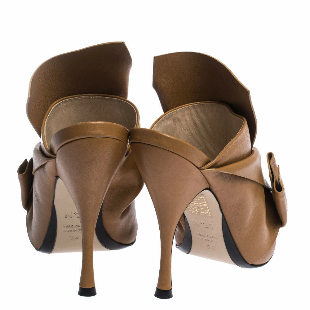 N21 Brown Leather Ronny Pleated Mules Size 38 Women Sandals N21 Brown Leather Ronny Pleated Mules Size 38 Women Sandals -N21shop luxury women n21 used shoes p282403 007