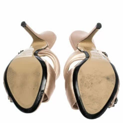 N21 Beige Satin Embellished Cipria Mule Sandals Size 36 Women 7 N21 Beige Satin Embellished Cipria Mule Sandals Size 36 Women -N21shop luxury women n21 used shoes p287532 004