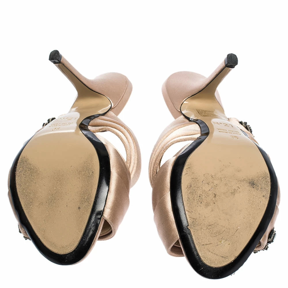 N21 Beige Satin Embellished Cipria Mule Sandals Size 36 Women N21 Beige Satin Embellished Cipria Mule Sandals Size 36 Women -N21shop luxury women n21 used shoes p287532 004