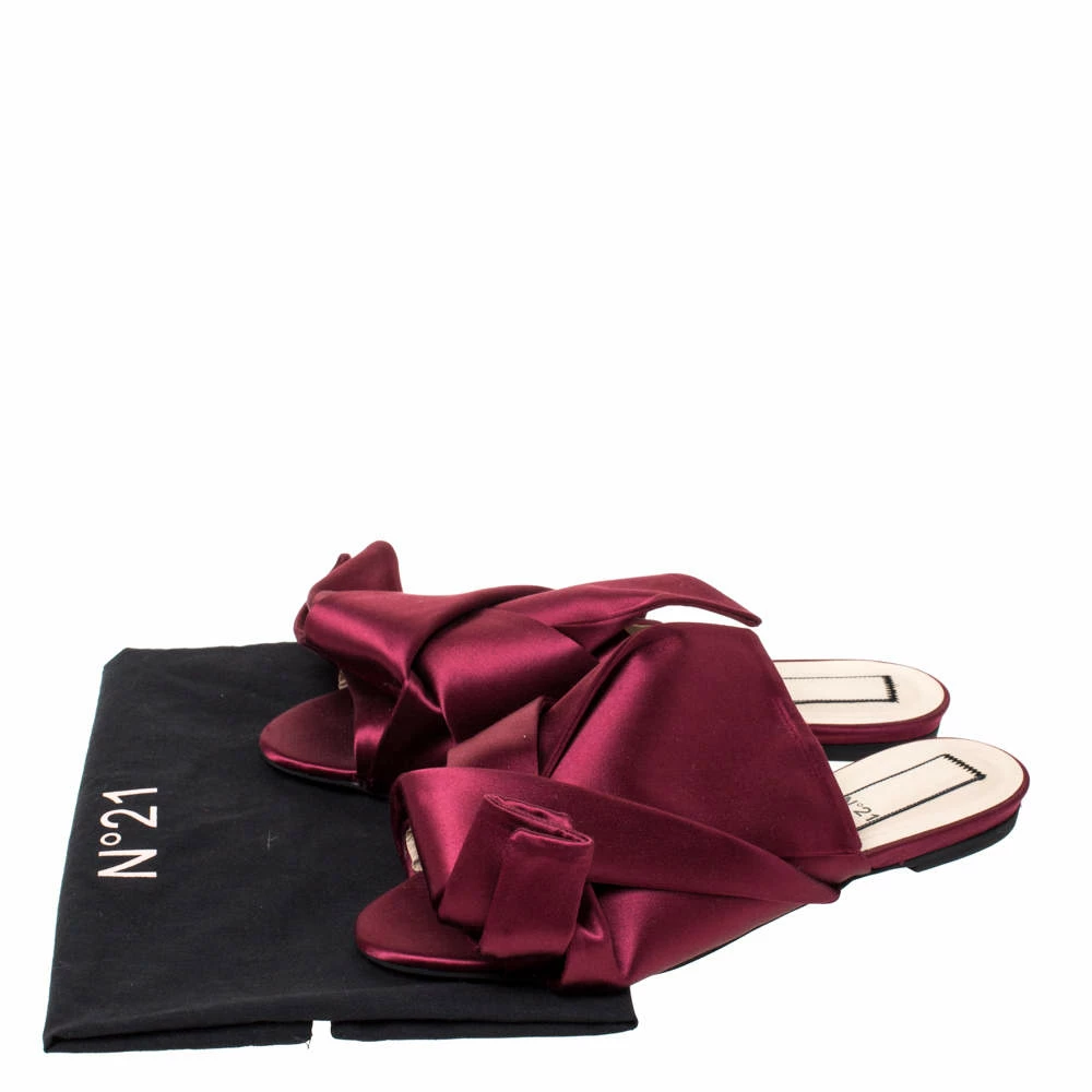 N21 Burgundy Satin Knot Flat Slides Size 40 Women Flats N21 Burgundy Satin Knot Flat Slides Size 40 Women Flats -N21shop luxury women n21 used shoes p309723 009