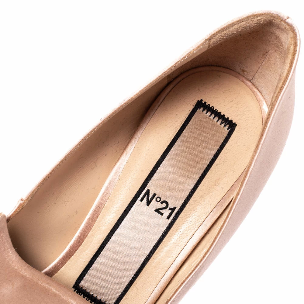 N21 Beige Satin Knot Pointed Toe Pumps Size 39 Women N21 Beige Satin Knot Pointed Toe Pumps Size 39 Women -N21shop luxury women n21 used shoes p310561 001