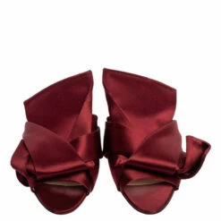 N21 N°21 Burgundy Satin Knot Flat Mules Size 37 Women Flats 4 N21 N°21 Burgundy Satin Knot Flat Mules Size 37 Women Flats -N21shop luxury women n21 used shoes p340751 001