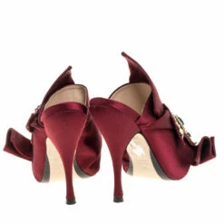 N21 Maroon Embellished Satin Knot Mules Sandals Size 36 Women 6 N21 Maroon Embellished Satin Knot Mules Sandals Size 36 Women -N21shop luxury women n21 used shoes p350849 002