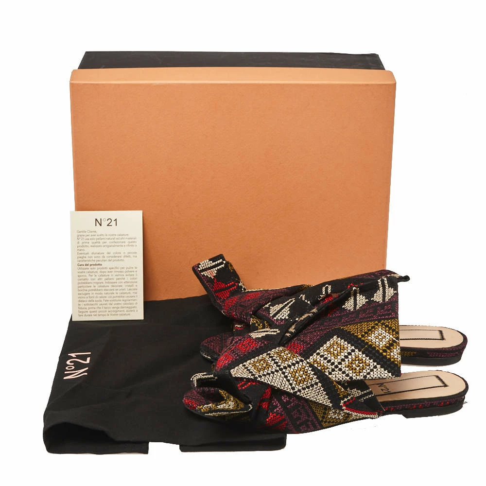 N21 Multicolor Embroidered Fabric Knot Flat Slides Size 36 Women Flats N21 Multicolor Embroidered Fabric Knot Flat Slides Size 36 Women Flats -N21shop luxury women n21 used shoes p366278 001
