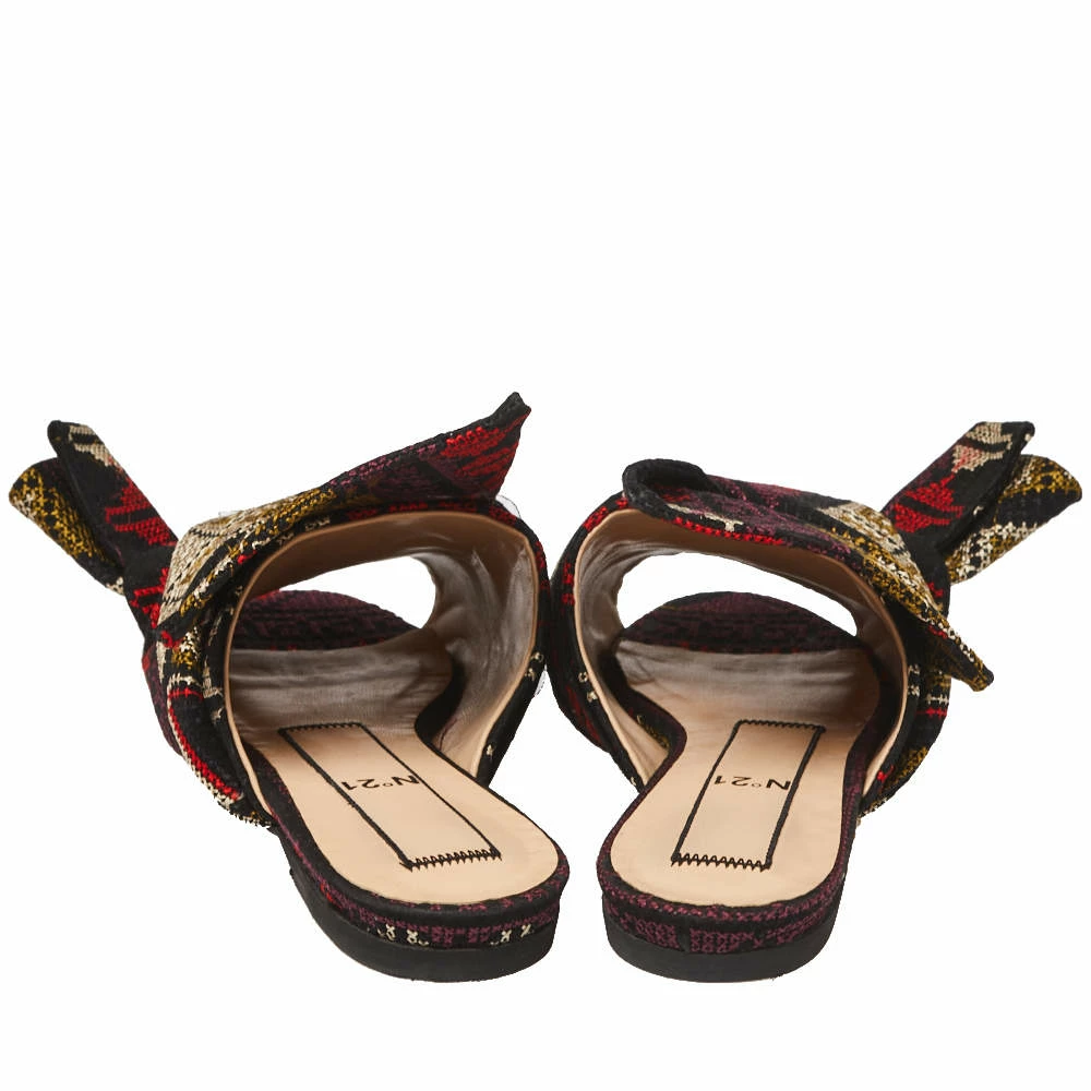 N21 Multicolor Embroidered Fabric Knot Flat Slides Size 36 Women Flats N21 Multicolor Embroidered Fabric Knot Flat Slides Size 36 Women Flats -N21shop luxury women n21 used shoes p366278 004