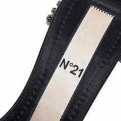 N21 Nº21 Black Satin Crystal Embellished Slide Sandals Size 37 Women 8 N21 Nº21 Black Satin Crystal Embellished Slide Sandals Size 37 Women -N21shop luxury women n21 used shoes p370932 004