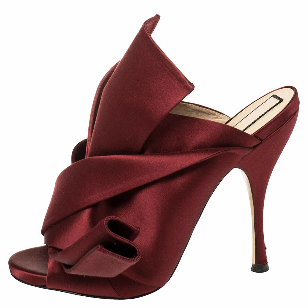 N21 N°21 Burgundy Satin Ronny Pleated Mules Size 41 Women Sandals N21 N°21 Burgundy Satin Ronny Pleated Mules Size 41 Women Sandals -N21shop luxury women n21 used shoes p389467 010