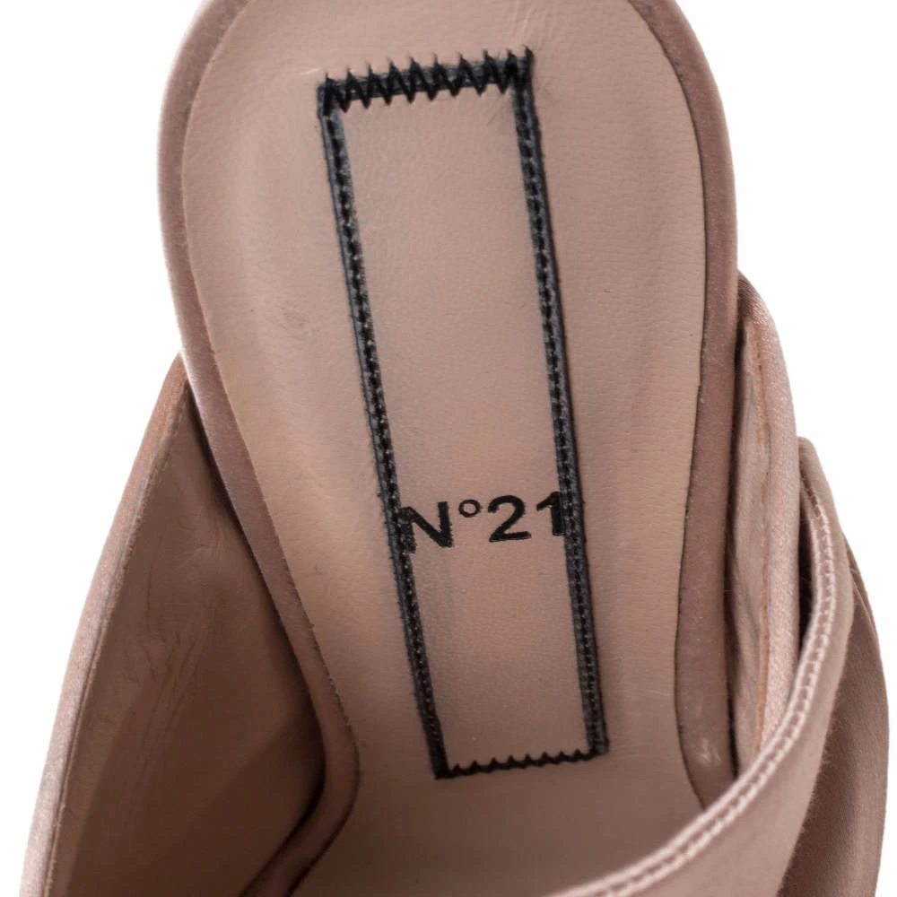 N21 Beige Satin Embellished Knot Mule Sandals Size 39 Women N21 Beige Satin Embellished Knot Mule Sandals Size 39 Women -N21shop luxury women n21 used shoes p396805 005