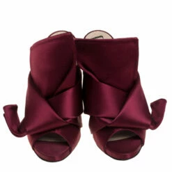 N21 N°21 Burgundy Satin Ronny Pleated Mules Size 36 Women Sandals 4 N21 N°21 Burgundy Satin Ronny Pleated Mules Size 36 Women Sandals -N21shop luxury women n21 used shoes p398524 003
