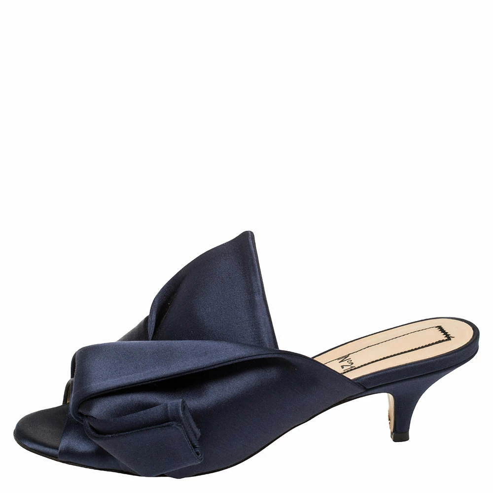 N21 Nº21 Navy Blue Satin Raso Knot Peep Toe Kitten Heel Mules Size 37 Women Sandals N21 Nº21 Navy Blue Satin Raso Knot Peep Toe Kitten Heel Mules Size 37 Women Sandals -N21shop luxury women n21 used shoes p398620 009