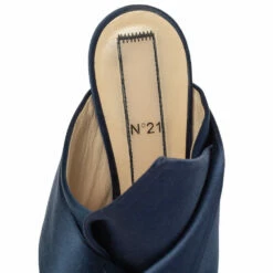 N21 Nº21 Navy Blue Satin Raso Knot Peep Toe Mules Size 39 Women Sandals 8 N21 Nº21 Navy Blue Satin Raso Knot Peep Toe Mules Size 39 Women Sandals -N21shop luxury women n21 used shoes p405912 009