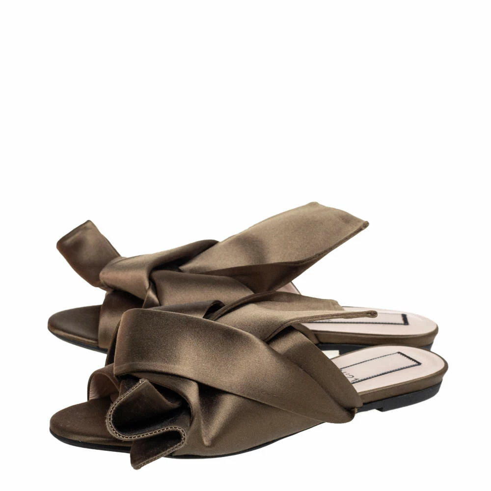 N21 Green Satin Knot Flat Mules Size 38 Women Sandals N21 Green Satin Knot Flat Mules Size 38 Women Sandals -N21shop luxury women n21 used shoes p413352 002