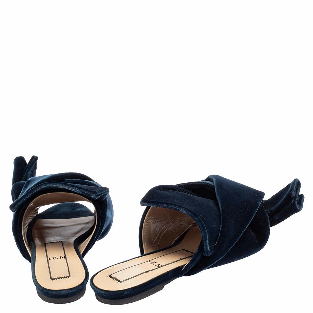 N21 Dark Blue Velvet Knot Flat Mules Size 38 Women Sandals N21 Dark Blue Velvet Knot Flat Mules Size 38 Women Sandals -N21shop luxury women n21 used shoes p437573 004
