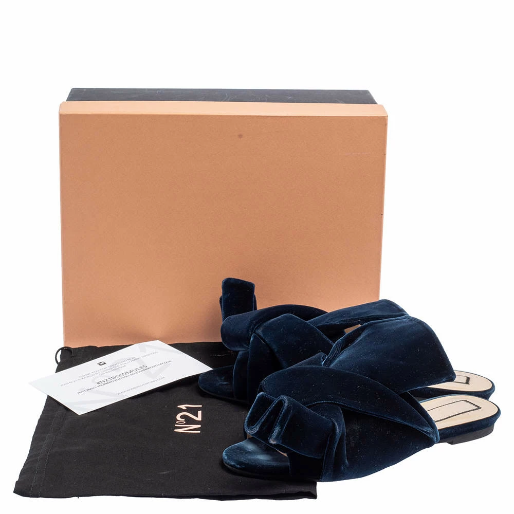 N21 Dark Blue Velvet Knot Flat Mules Size 38 Women Sandals N21 Dark Blue Velvet Knot Flat Mules Size 38 Women Sandals -N21shop luxury women n21 used shoes p437573 005