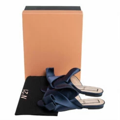 N21 Nº21 Blue Satin Knot Flat Mules Size 36 Women Sandals 9 N21 Nº21 Blue Satin Knot Flat Mules Size 36 Women Sandals -N21shop luxury women n21 used shoes p437904 001