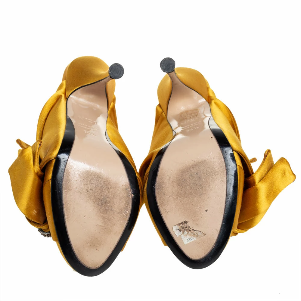 N21 Nº21 Yellow Satin Crystal Embellished Knot Mules Size 36.5 Women Sandals N21 Nº21 Yellow Satin Crystal Embellished Knot Mules Size 36.5 Women Sandals -N21shop luxury women n21 used shoes p458718 001