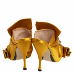 N21 Nº21 Yellow Satin Crystal Embellished Knot Mules Size 36.5 Women Sandals 6 N21 Nº21 Yellow Satin Crystal Embellished Knot Mules Size 36.5 Women Sandals -N21shop luxury women n21 used shoes p458718 007