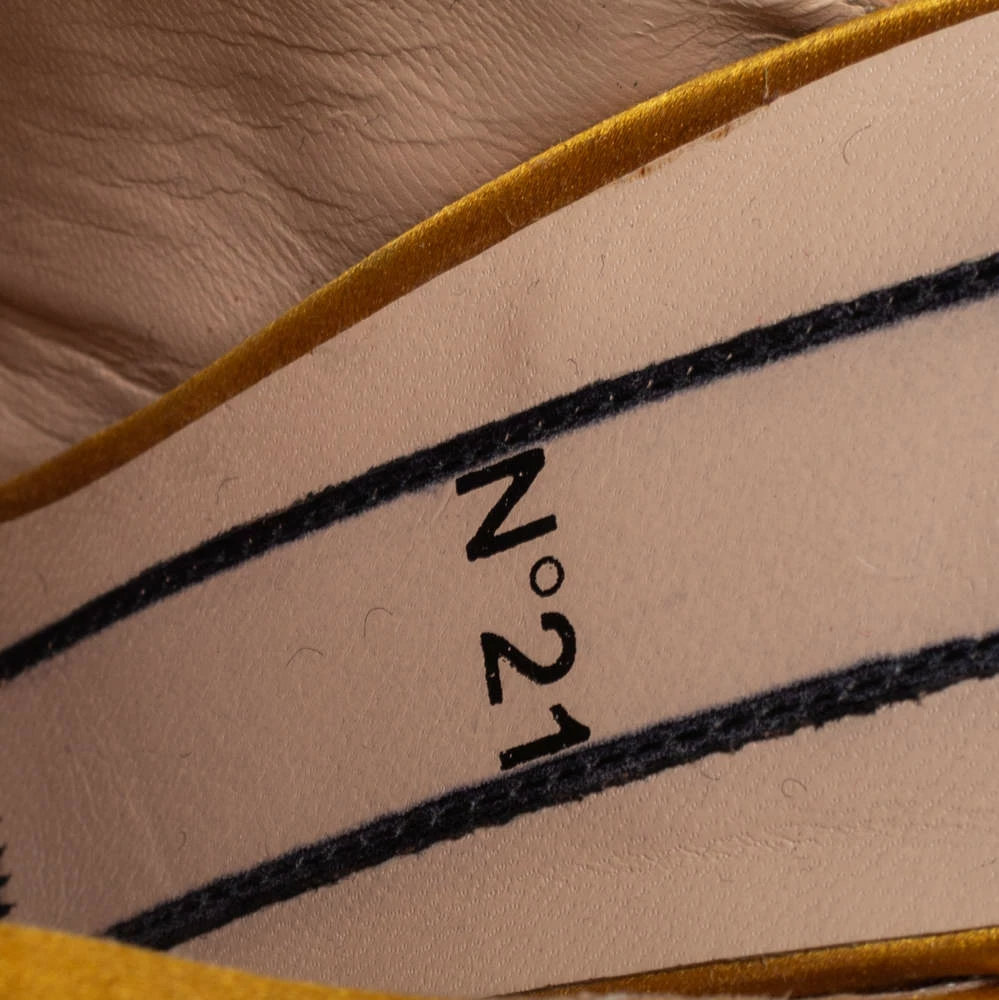 N21 Nº21 Yellow Satin Crystal Embellished Knot Mules Size 36.5 Women Sandals N21 Nº21 Yellow Satin Crystal Embellished Knot Mules Size 36.5 Women Sandals -N21shop luxury women n21 used shoes p458718 008