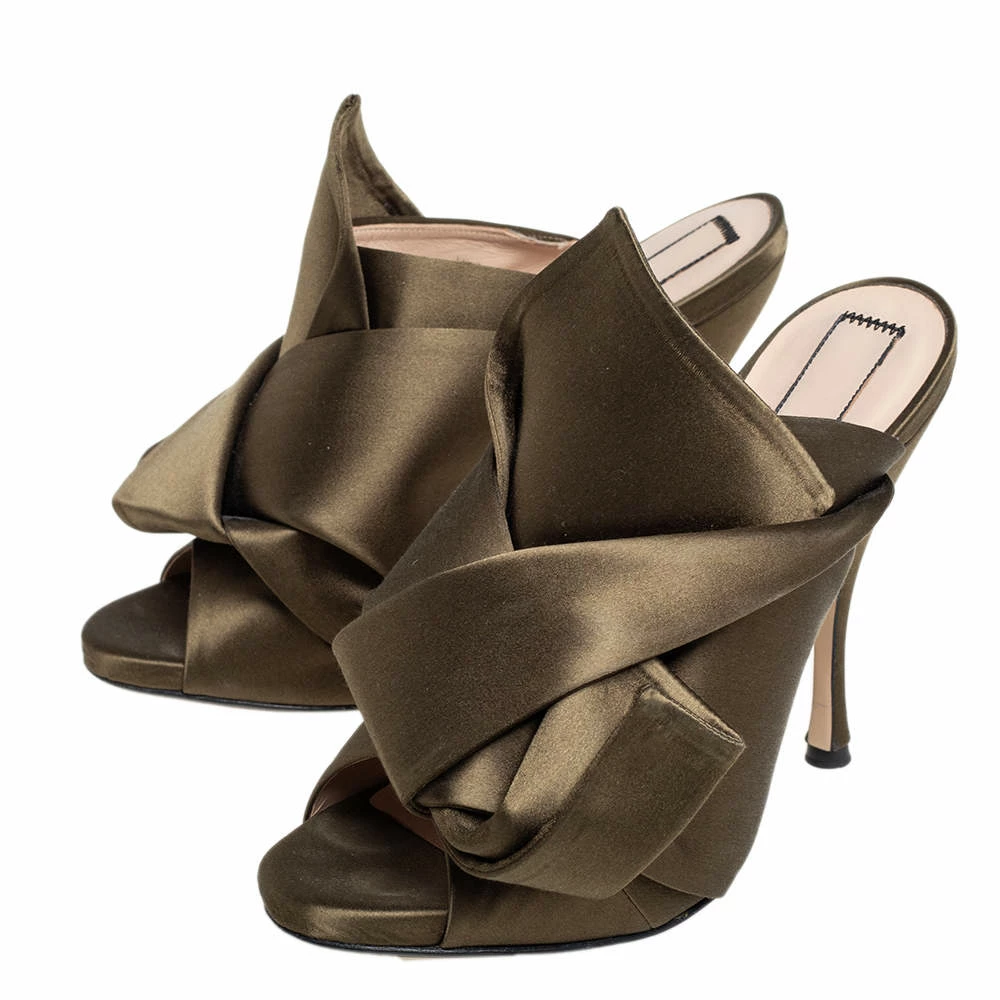 N21 Nº21 Green Satin Ronny Pleated Mules Sandals Size 38 Women Pumps N21 Nº21 Green Satin Ronny Pleated Mules Sandals Size 38 Women Pumps -N21shop luxury women n21 used shoes p466062 007