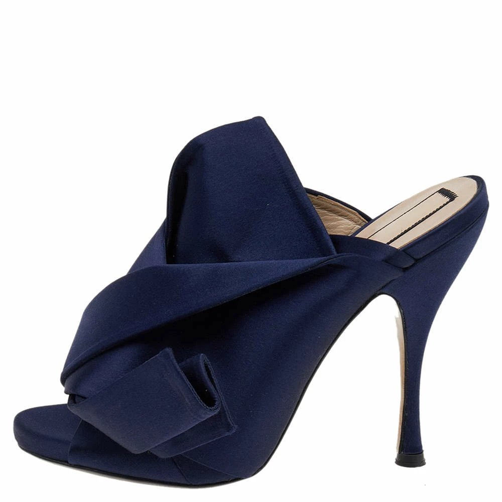 N21 Navy Blue Satin Slide Sandals Size 39 Women N21 Navy Blue Satin Slide Sandals Size 39 Women -N21shop luxury women n21 used shoes p551112 001