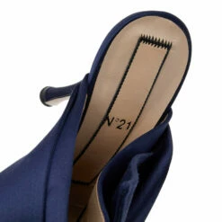 N21 Navy Blue Satin Slide Sandals Size 39 Women 8 N21 Navy Blue Satin Slide Sandals Size 39 Women -N21shop luxury women n21 used shoes p551112 003