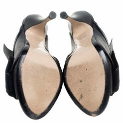 N21 N°21 Burgundy Black Leather Ronny Pleated Mules Size 37 Women Sandals 7 N21 N°21 Burgundy Black Leather Ronny Pleated Mules Size 37 Women Sandals -N21shop luxury women n21 used shoes p552337 001