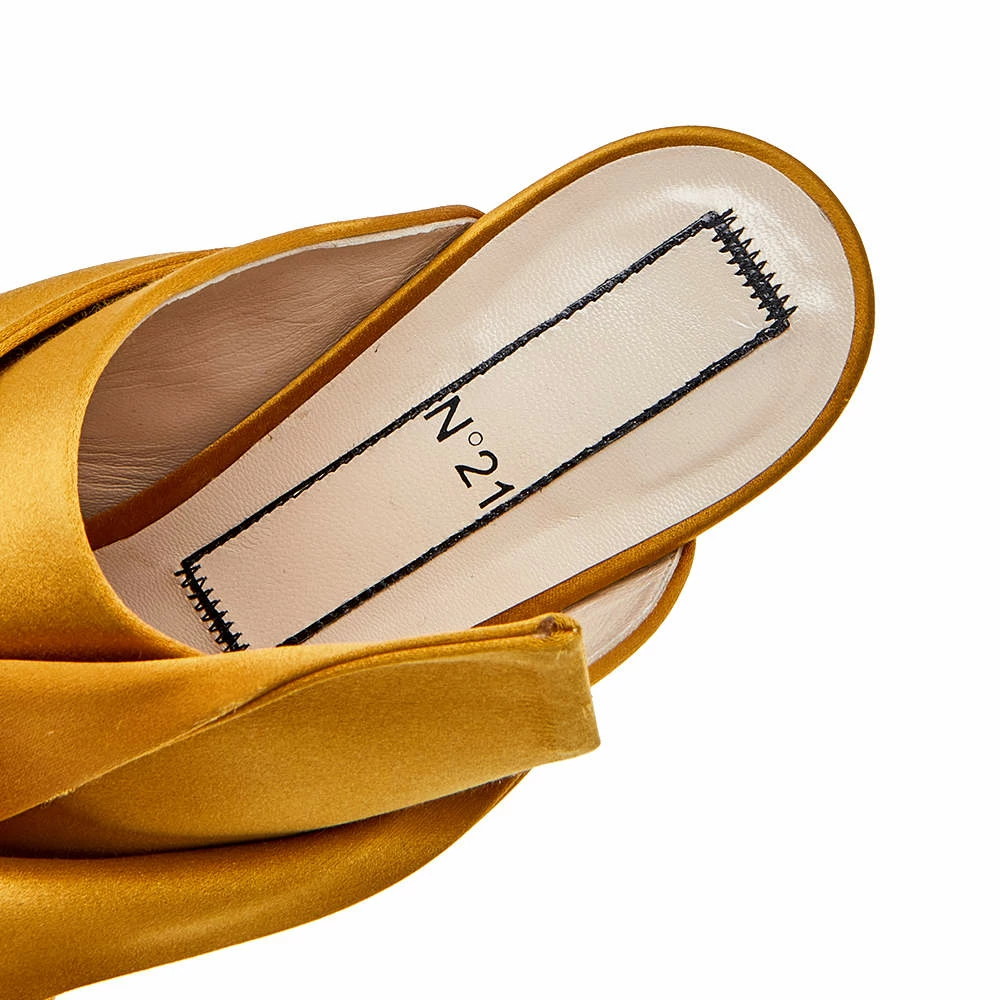 N21 N°21 Mustard Satin Ronny Pleated Mules Size 41 Women Sandals N21 N°21 Mustard Satin Ronny Pleated Mules Size 41 Women Sandals -N21shop luxury women n21 used shoes p582315 003