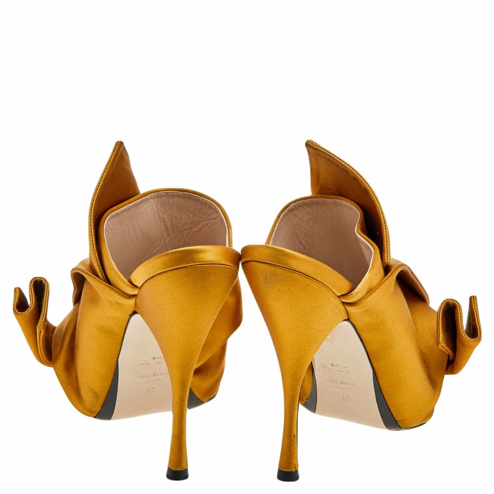 N21 N°21 Mustard Satin Ronny Pleated Mules Size 41 Women Sandals N21 N°21 Mustard Satin Ronny Pleated Mules Size 41 Women Sandals -N21shop luxury women n21 used shoes p582315 005