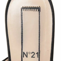 N21 Nº21 Black Satin Knot Embellished Flat Sandals Size 37 Women 8 N21 Nº21 Black Satin Knot Embellished Flat Sandals Size 37 Women -N21shop luxury women n21 used shoes p594831 005