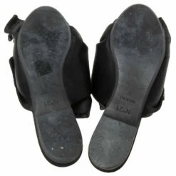 N21 Nº21 Black Satin Knot Embellished Flat Sandals Size 37 Women 7 N21 Nº21 Black Satin Knot Embellished Flat Sandals Size 37 Women -N21shop luxury women n21 used shoes p594831 008