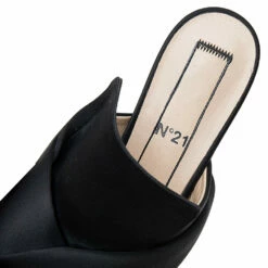 N21 Nº21 Black Satin Knot Flat Mules Size 35 Women Sandals 8 N21 Nº21 Black Satin Knot Flat Mules Size 35 Women Sandals -N21shop luxury women n21 used shoes p595323 001