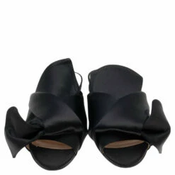 N21 Nº21 Black Satin Knot Flat Mules Size 35 Women Sandals 4 N21 Nº21 Black Satin Knot Flat Mules Size 35 Women Sandals -N21shop luxury women n21 used shoes p595323 005