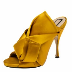 N21 N°21 Mustard Satin Ronny Pleated Slide Sandals Size 38 Women