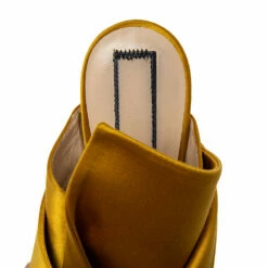 N21 N°21 Mustard Satin Ronny Pleated Slide Sandals Size 38 Women 8 N21 N°21 Mustard Satin Ronny Pleated Slide Sandals Size 38 Women -N21shop luxury women n21 used shoes p601832 004